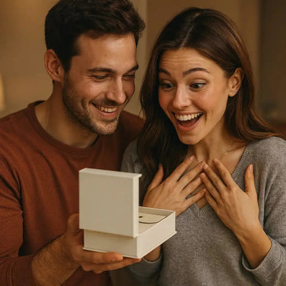 Hug Necklace + FREE Message Card & Gift Box