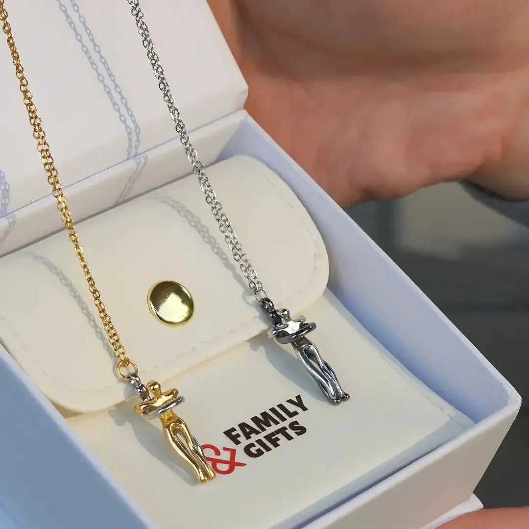Hug Necklace + FREE Message Card & Gift Box